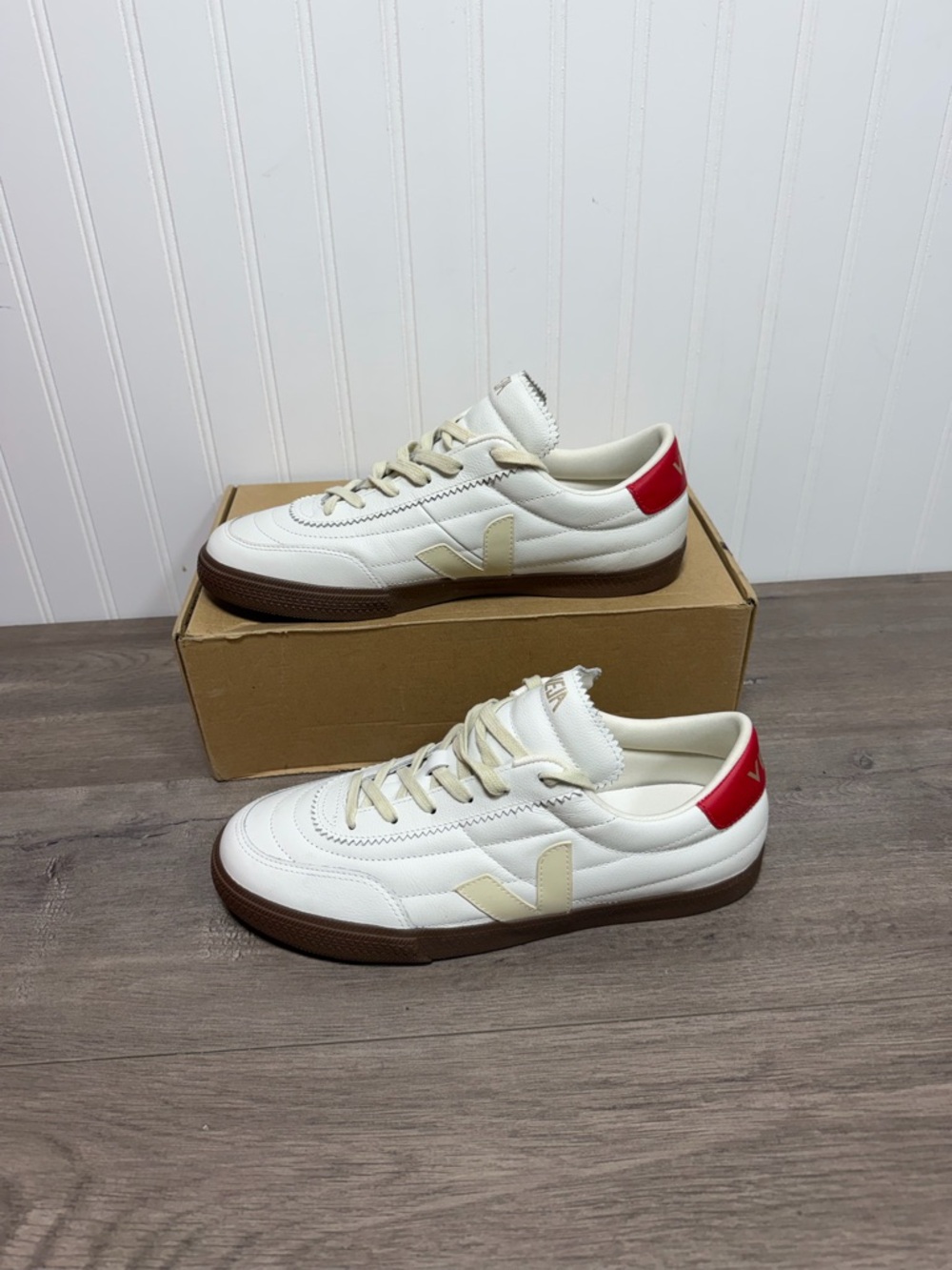 Used men’s Veja Panenka Leather White Pierre Pekin Bark sneakers size 10